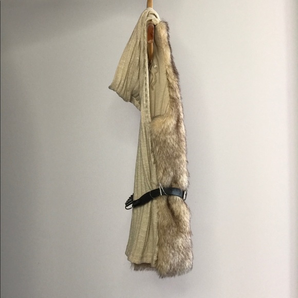 NWT 🌻 Beautees Girl Faux Fur Sweater w/ Belt 🌻 - Picture 3 of 5